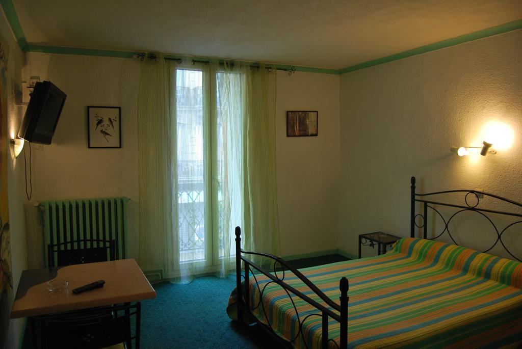 Le Revelois Restaurant Hotel Beziers Room photo